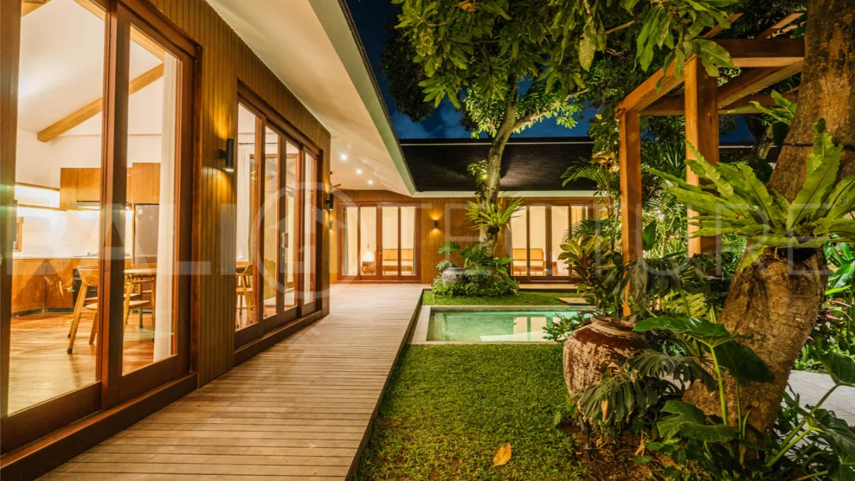 Tranquil-3-Bedroom-Tropical-Villa-for-Sale-in-Sanur-10