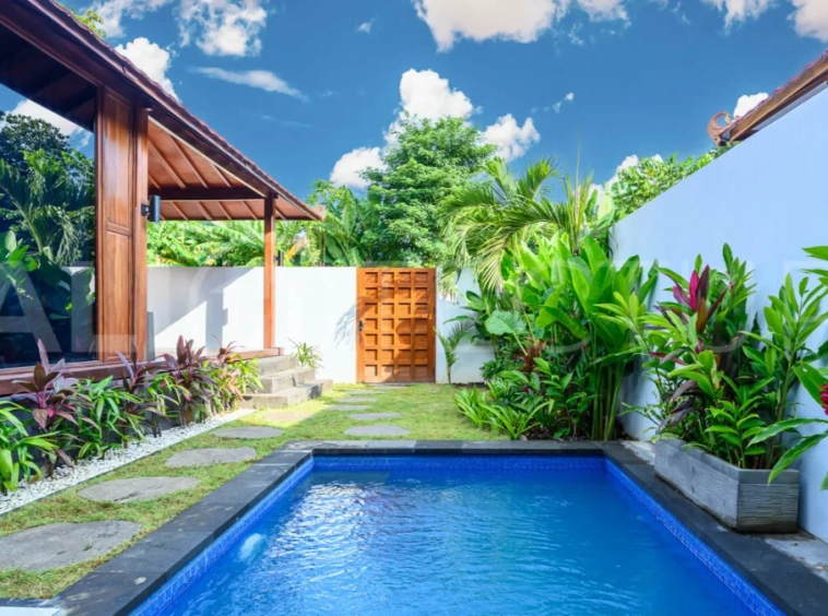 Wooden-Classic-2-Bedroom-Villa-for-Sale-in-Ungasan-5