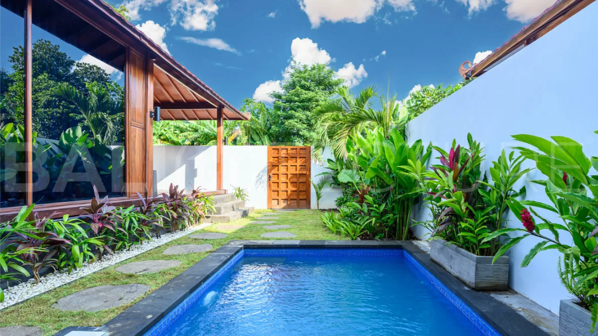 Wooden-Classic-2-Bedroom-Villa-for-Sale-in-Ungasan-5