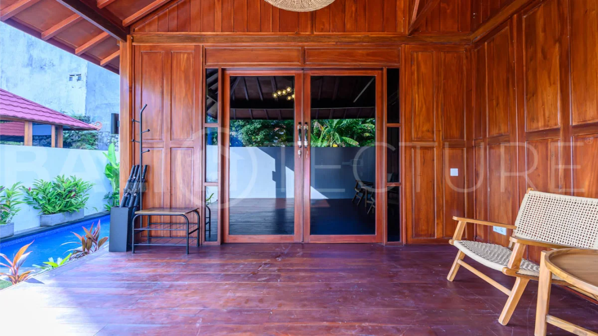 Wooden-Classic-2-Bedroom-Villa-for-Sale-in-Ungasan-6