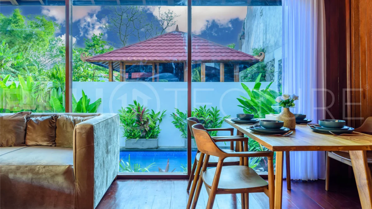 Wooden-Classic-2-Bedroom-Villa-for-Sale-in-Ungasan-12