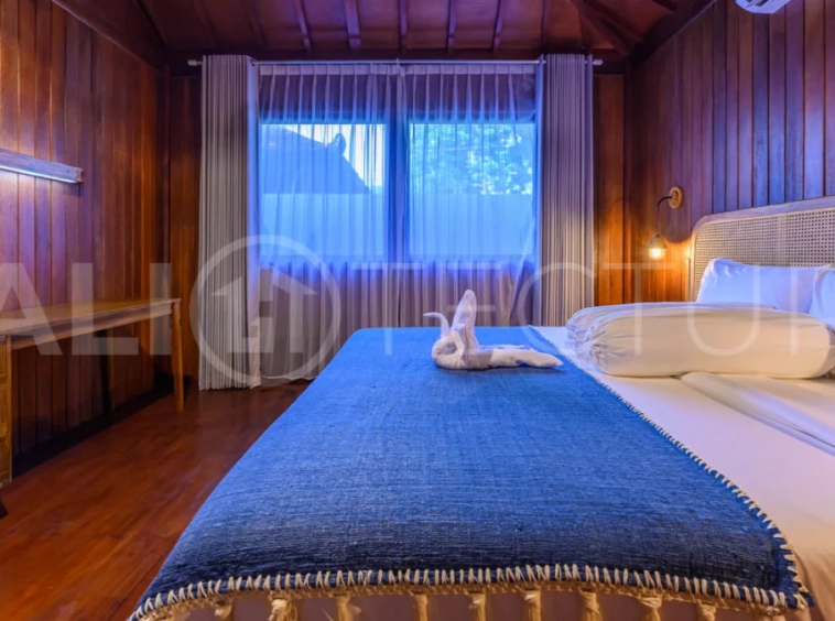 Wooden-Classic-2-Bedroom-Villa-for-Sale-in-Ungasan-14