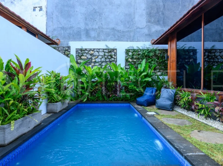 Wooden-Classic-2-Bedroom-Villa-for-Sale-in-Ungasan-4