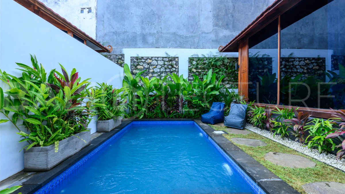 Wooden-Classic-2-Bedroom-Villa-for-Sale-in-Ungasan-4