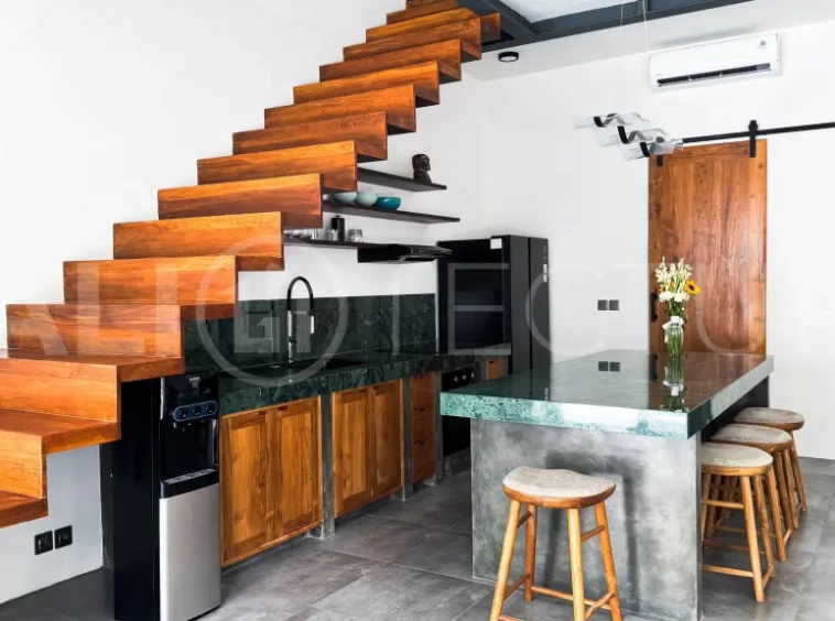 Contemporary Tropical Villa in Uluwatu – Move-In Ready Investment Opportunity2