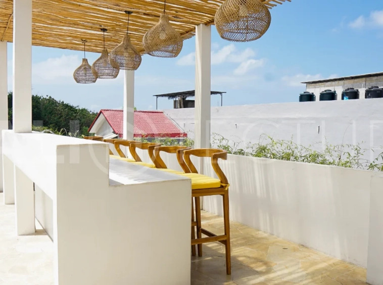Charming-3-Bedroom-Villa-for-Sale-near-Melasti-Beach-Ungasan-4