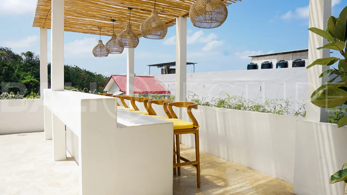 Charming-3-Bedroom-Villa-for-Sale-near-Melasti-Beach-Ungasan-4