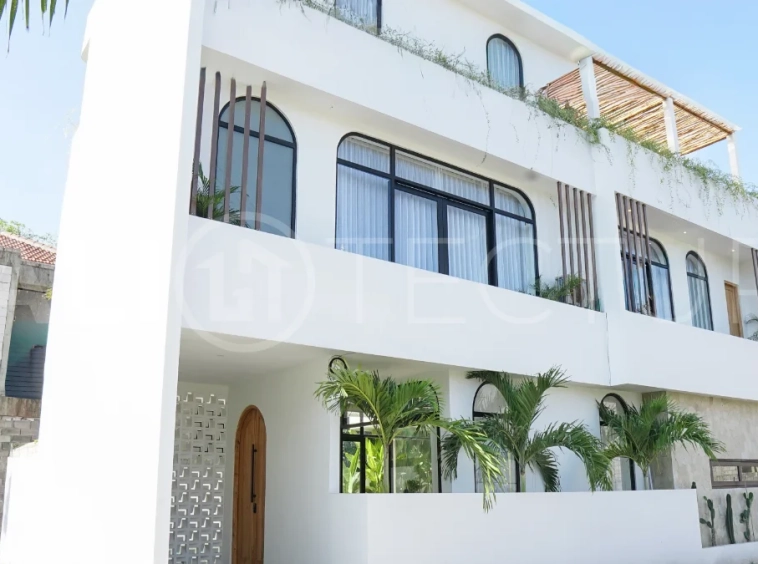 Charming-3-Bedroom-Villa-for-Sale-near-Melasti-Beach-Ungasan-13