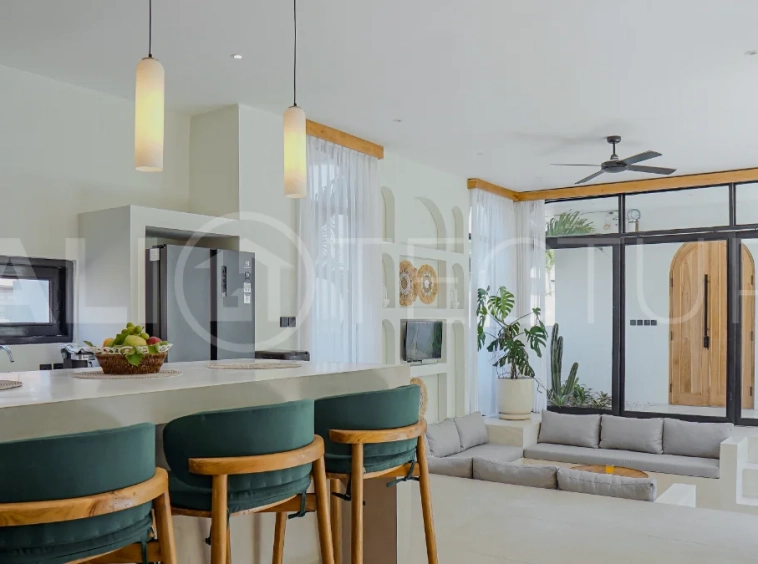 Charming-3-Bedroom-Villa-for-Sale-near-Melasti-Beach-Ungasan-17