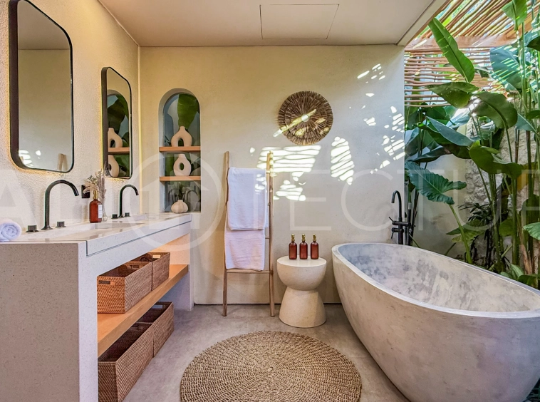 Modern-Tropical-3-Bedroom-Villa-for-Sale-in-Uluwatu-19