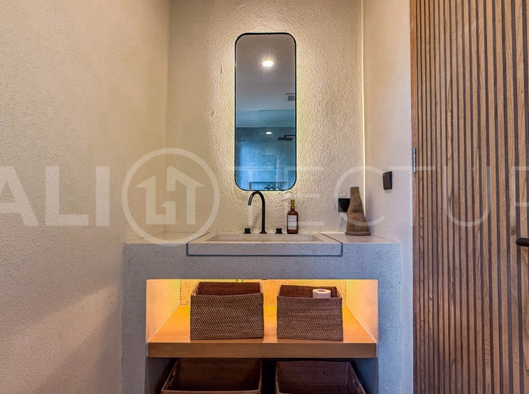 Modern-Tropical-3-Bedroom-Villa-for-Sale-in-Uluwatu-20
