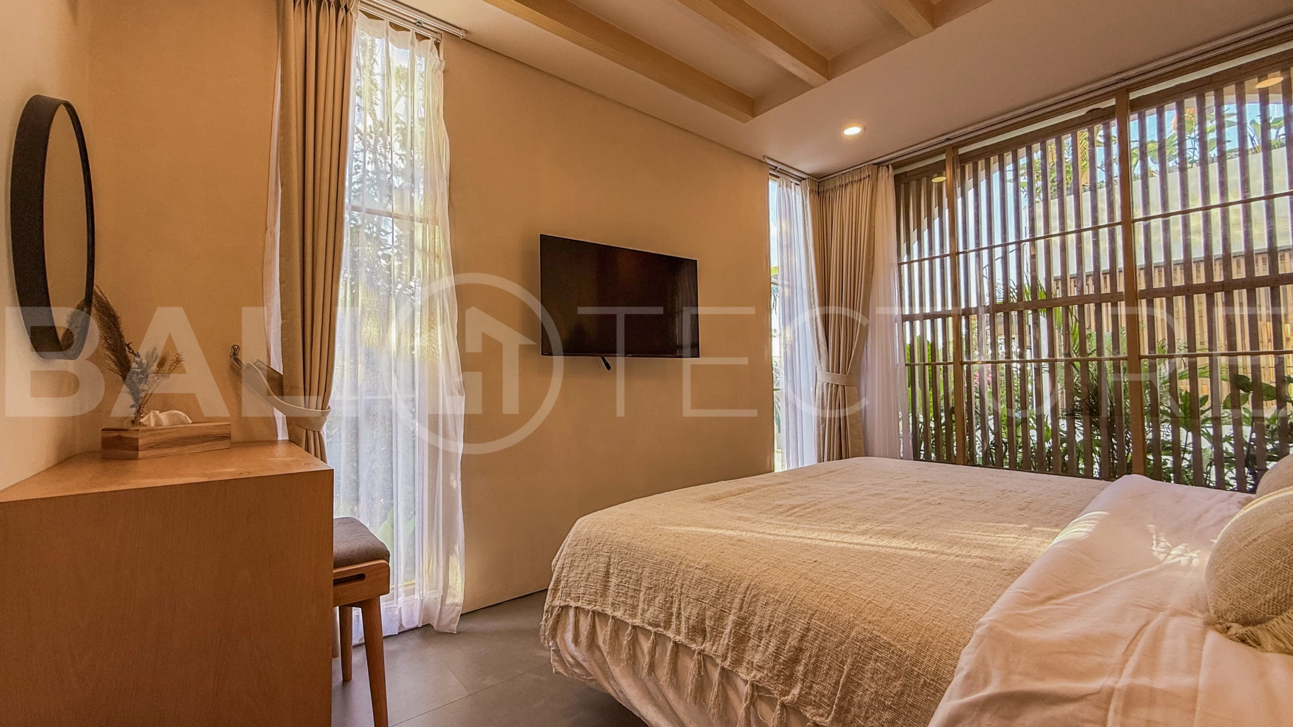 Modern-Tropical-3-Bedroom-Villa-for-Sale-in-Uluwatu-2