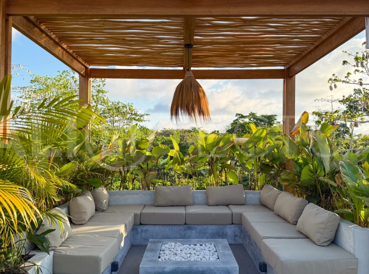 Modern-Tropical-3-Bedroom-Villa-for-Sale-in-Uluwatu-6