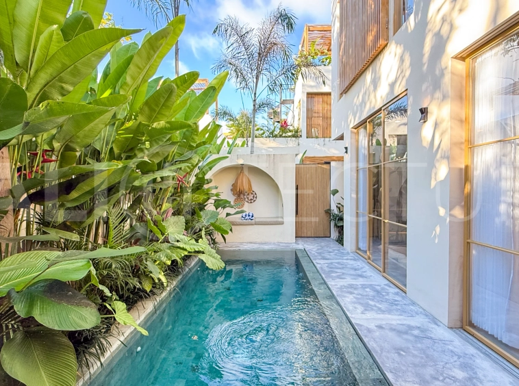 Modern-Tropical-3-Bedroom-Villa-for-Sale-in-Uluwatu-14