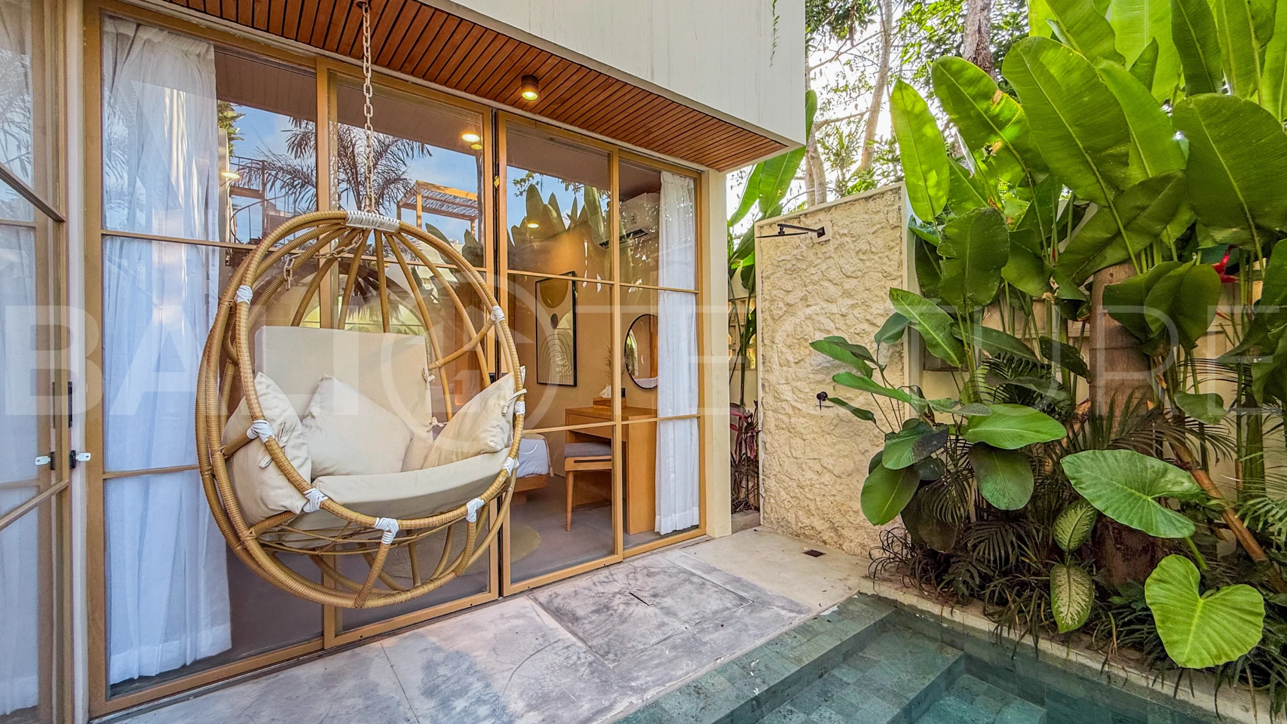 Modern-Tropical-3-Bedroom-Villa-for-Sale-in-Uluwatu-15