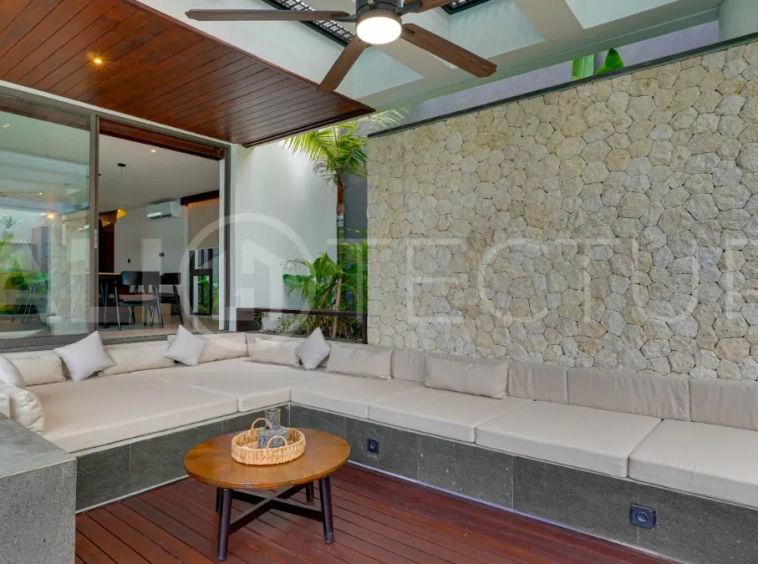Brand New Luxury Freehold Villa with Private Pool in the Heart of Canggu6