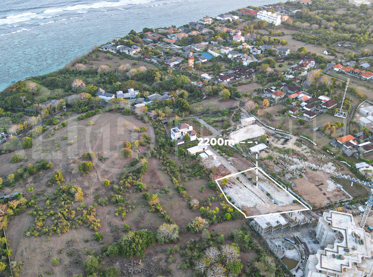 Prime-Touristic-2200m2-Land-for-Sale-near-Pandawa-Beach-1