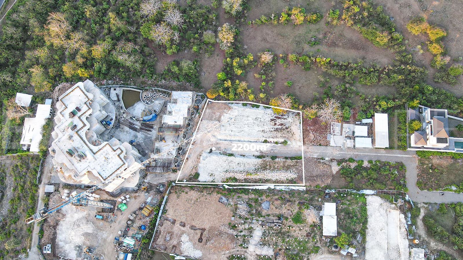 Prime-Touristic-2200m2-Land-for-Sale-near-Pandawa-Beach-4