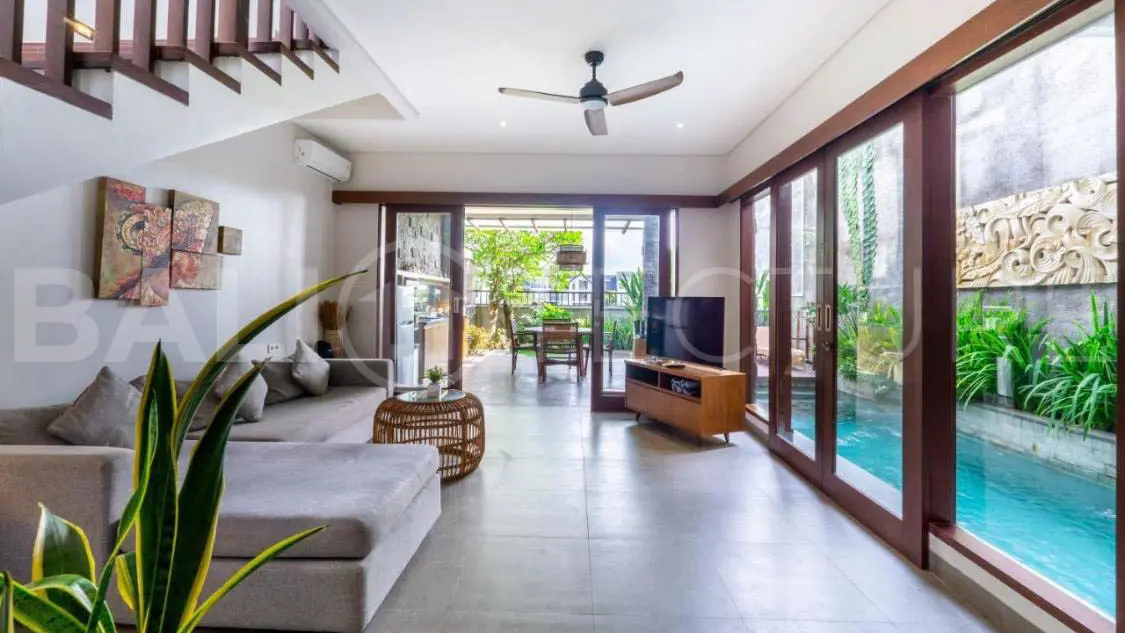 Freehold 5BR Villa Investment Near Batu Bolong Beach12