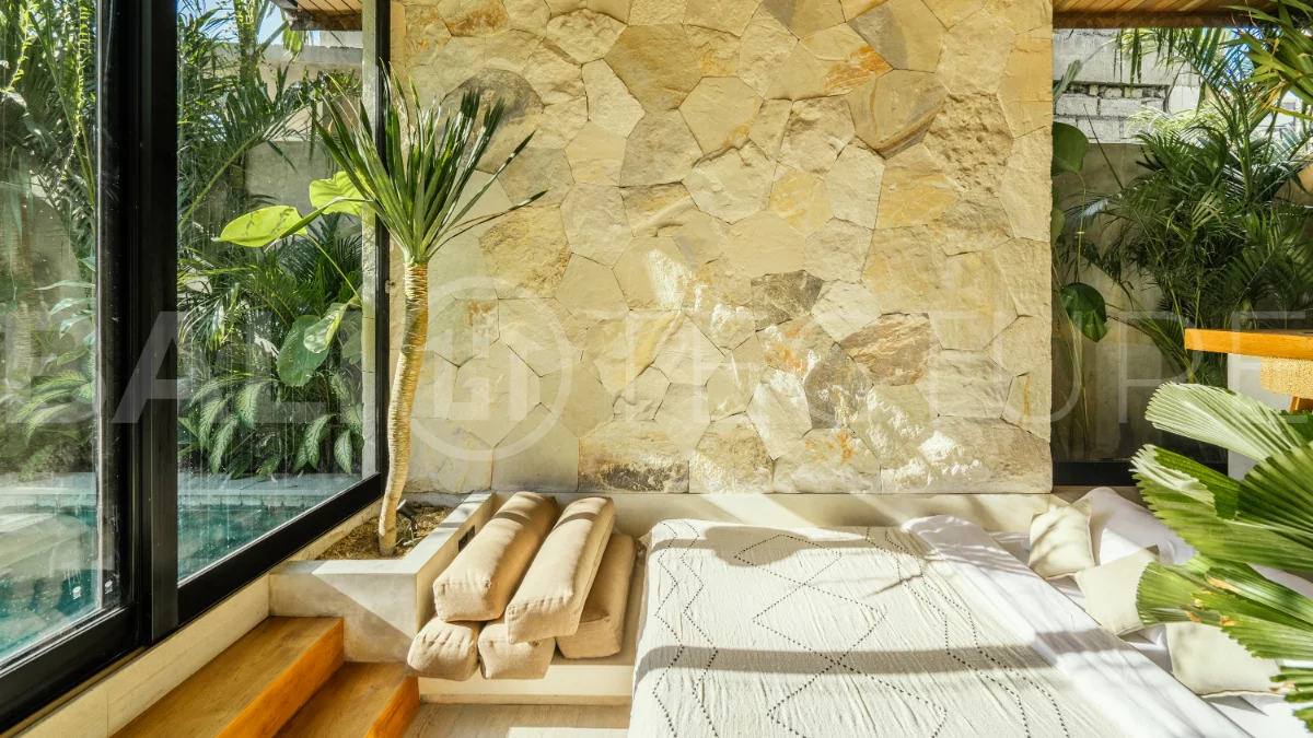 Amazing-2-Bedroom-Off-Plan-Villa-Closed-to-Bingin-Beach-10