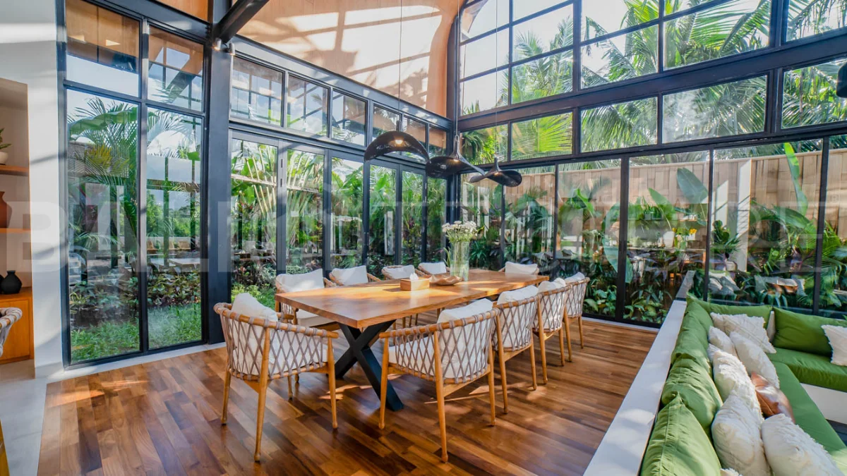 Fantastic-5-Bedroom-Ricefield-View-Villa-for-Sale-in-Cemagi-Beachside-9