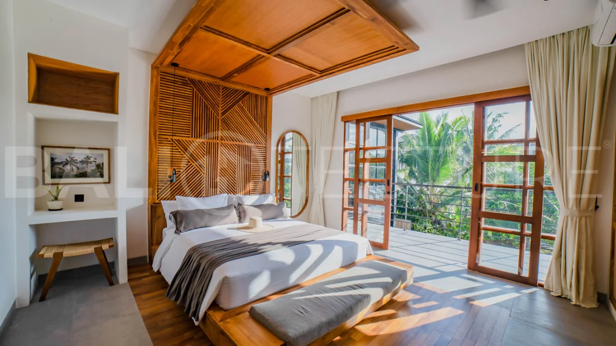 Fantastic-5-Bedroom-Ricefield-View-Villa-for-Sale-in-Cemagi-Beachside-20