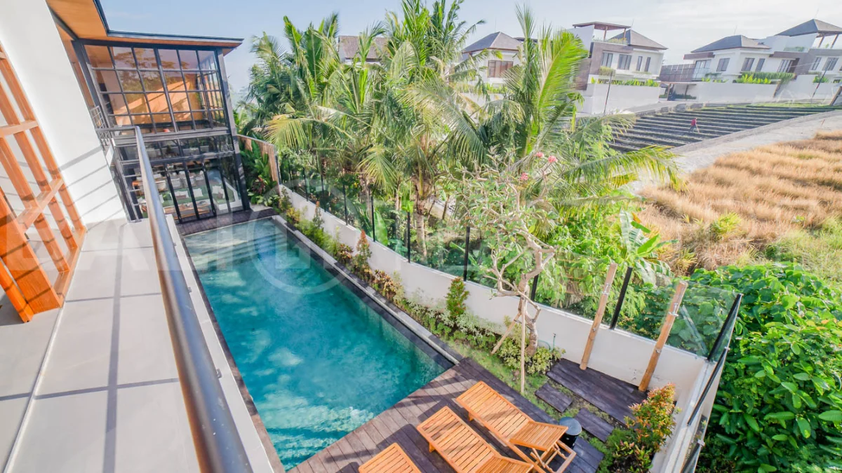 Fantastic-5-Bedroom-Ricefield-View-Villa-for-Sale-in-Cemagi-Beachside-5