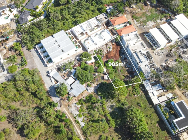 Investment-Land-for-Sale-Surrounded-by-Villas-Near-Balangan-Beach-4