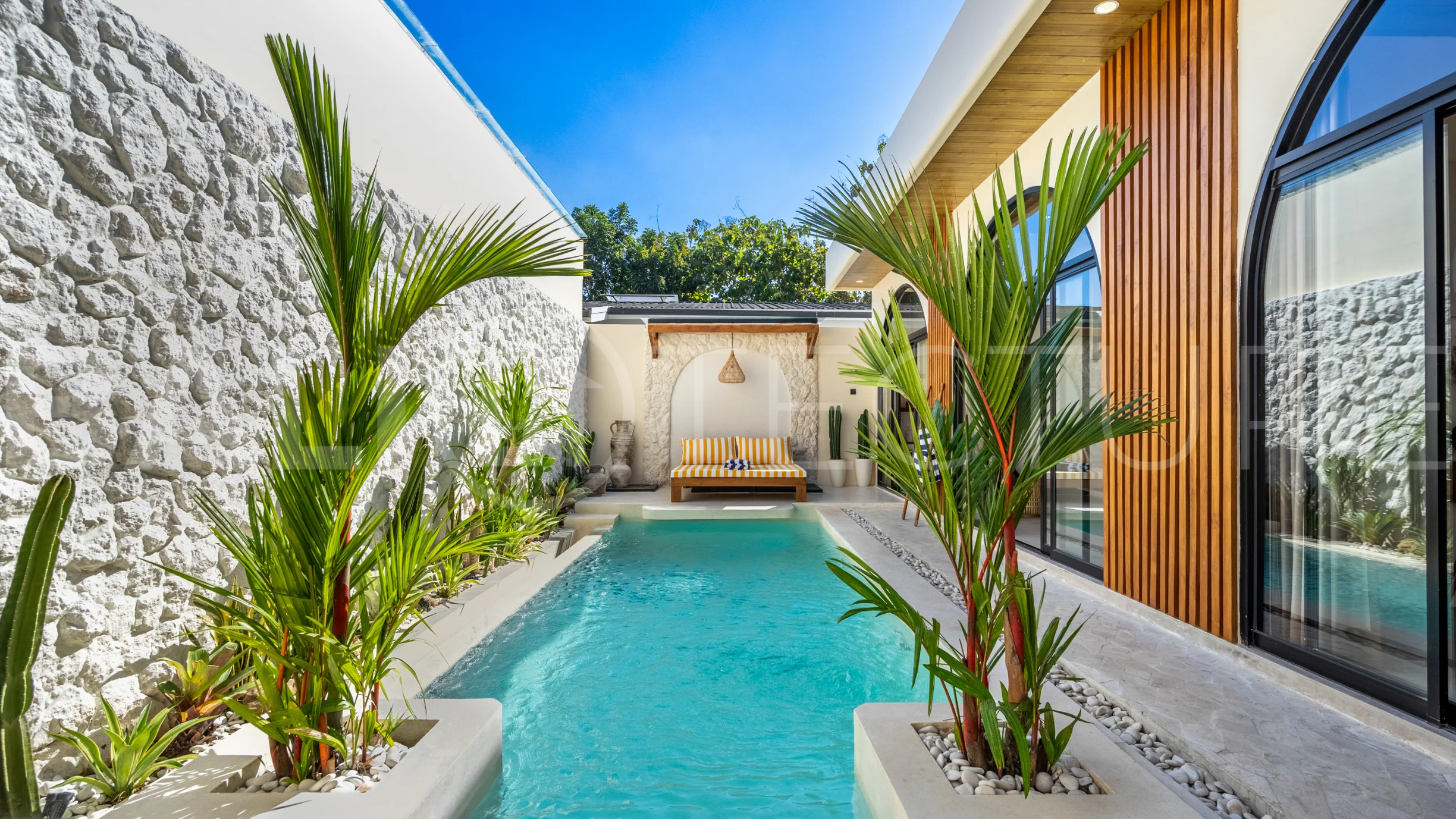 Newly-Built-2-Bedroom-Charming-Tropical-Villa-for-Sale-in-Ungasan-9