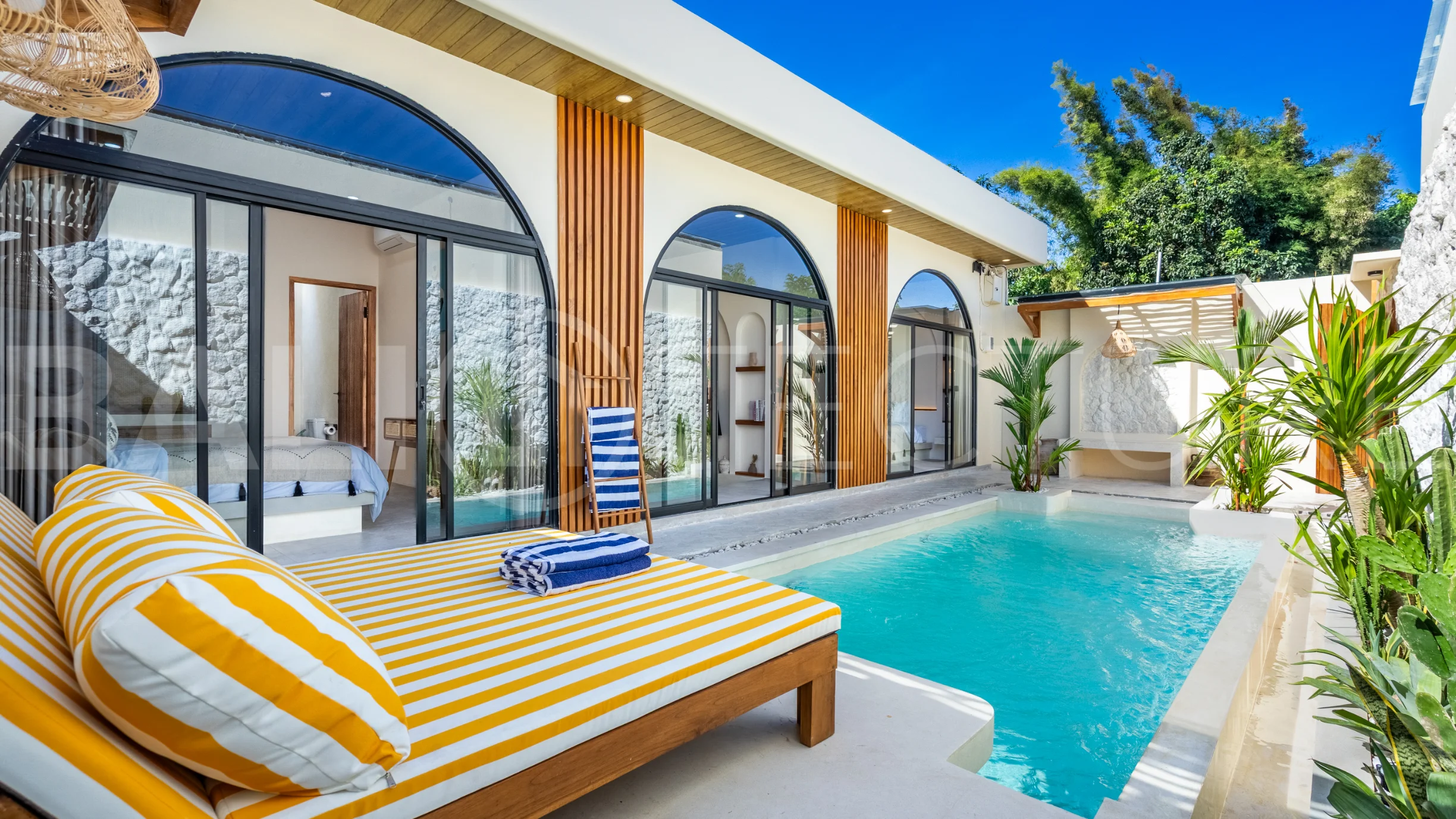 Newly-Built-2-Bedroom-Charming-Tropical-Villa-for-Sale-in-Ungasan-11