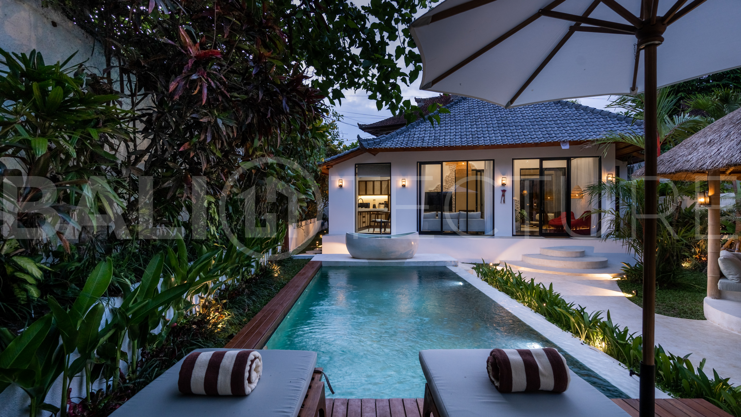 Relaxing-2-Bedroom-Villa-for-Sale-in-a-Peaceful-Area-of-Ubud-9