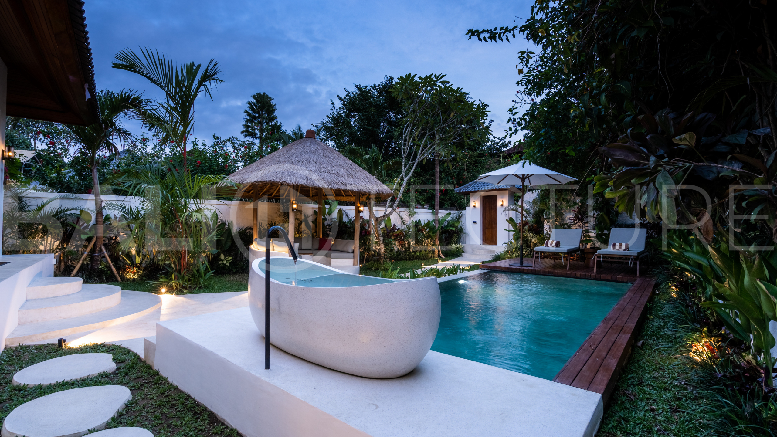 Relaxing-2-Bedroom-Villa-for-Sale-in-a-Peaceful-Area-of-Ubud-12