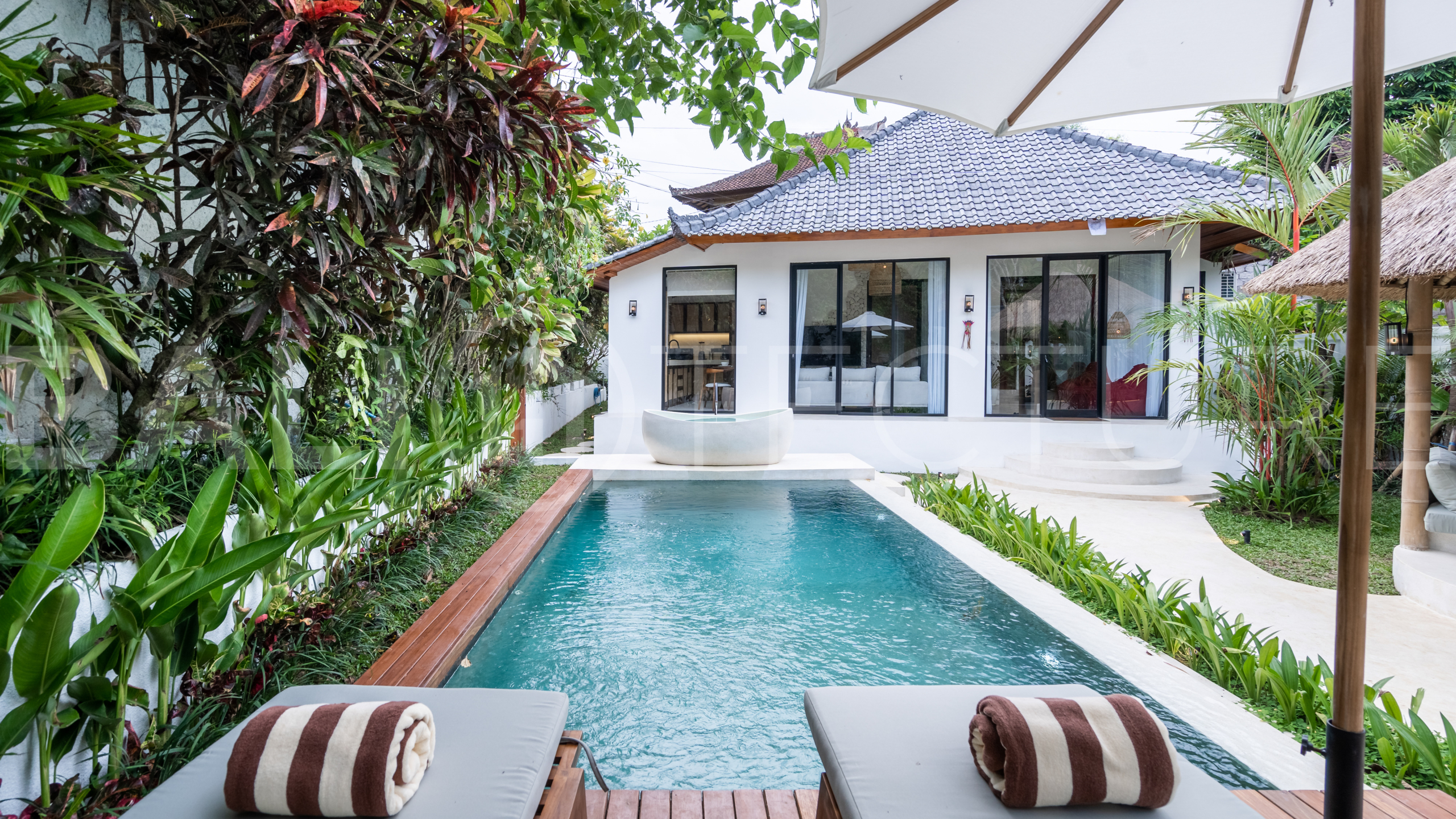 Relaxing-2-Bedroom-Villa-for-Sale-in-a-Peaceful-Area-of-Ubud-14