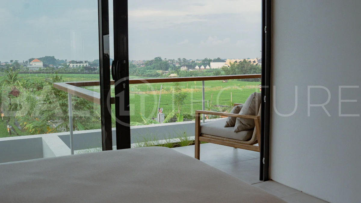 Ricefield-Views-3-Bedroom-Villa-for-Sale-in-Canggu-4