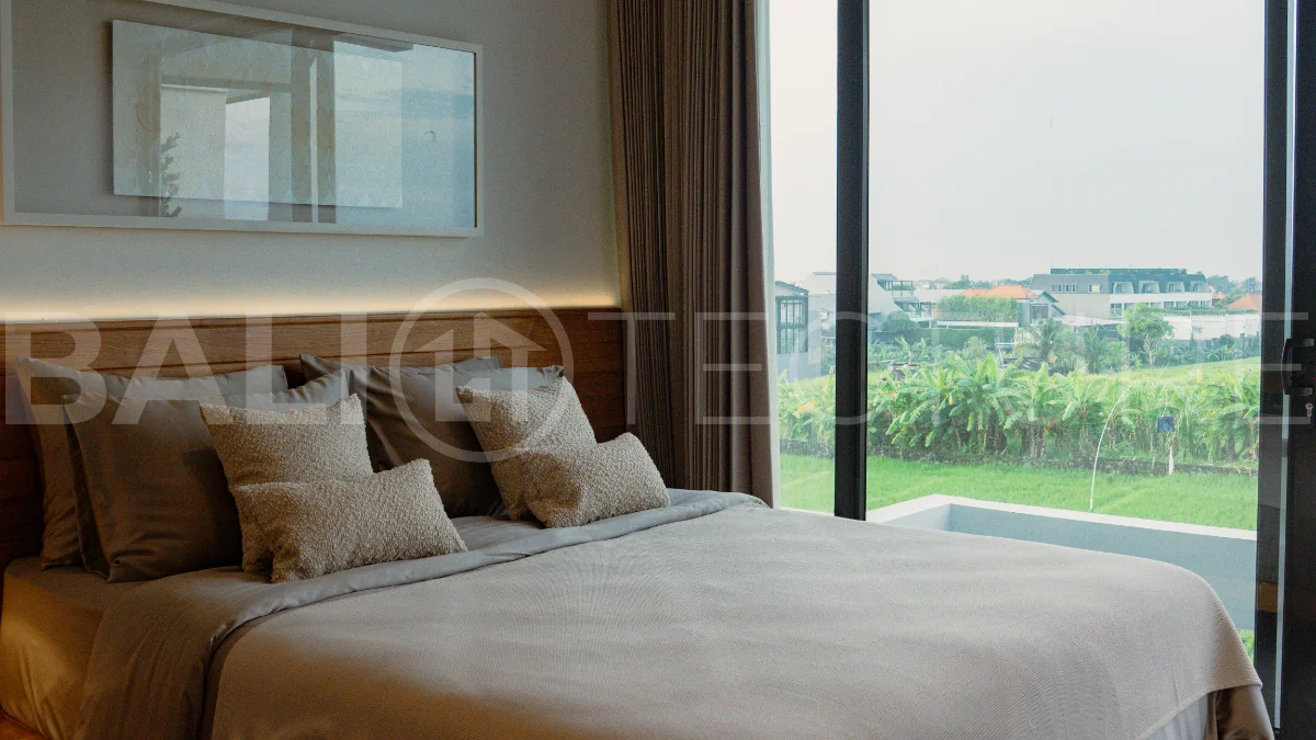 Ricefield-Views-3-Bedroom-Villa-for-Sale-in-Canggu-5