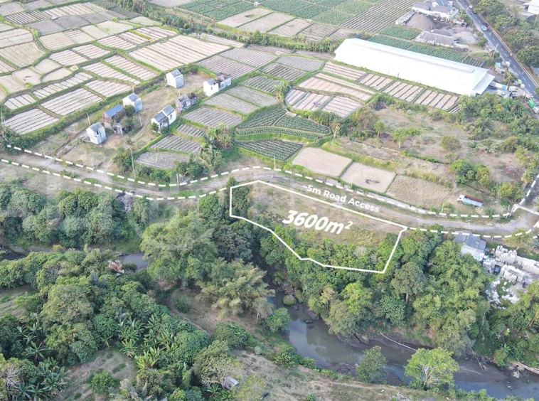 Riverside-3600m2-Land-for-Sale-near-Purnama-Beach-Ketewel-1