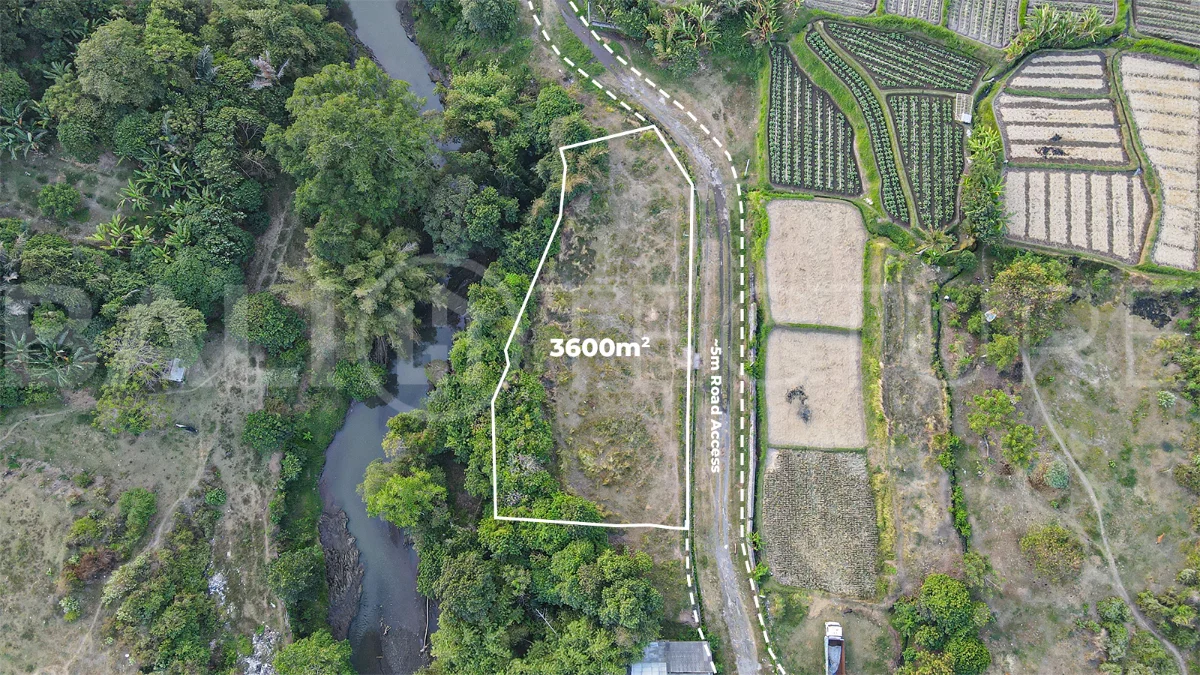 Riverside-3600m2-Land-for-Sale-near-Purnama-Beach-Ketewel-2
