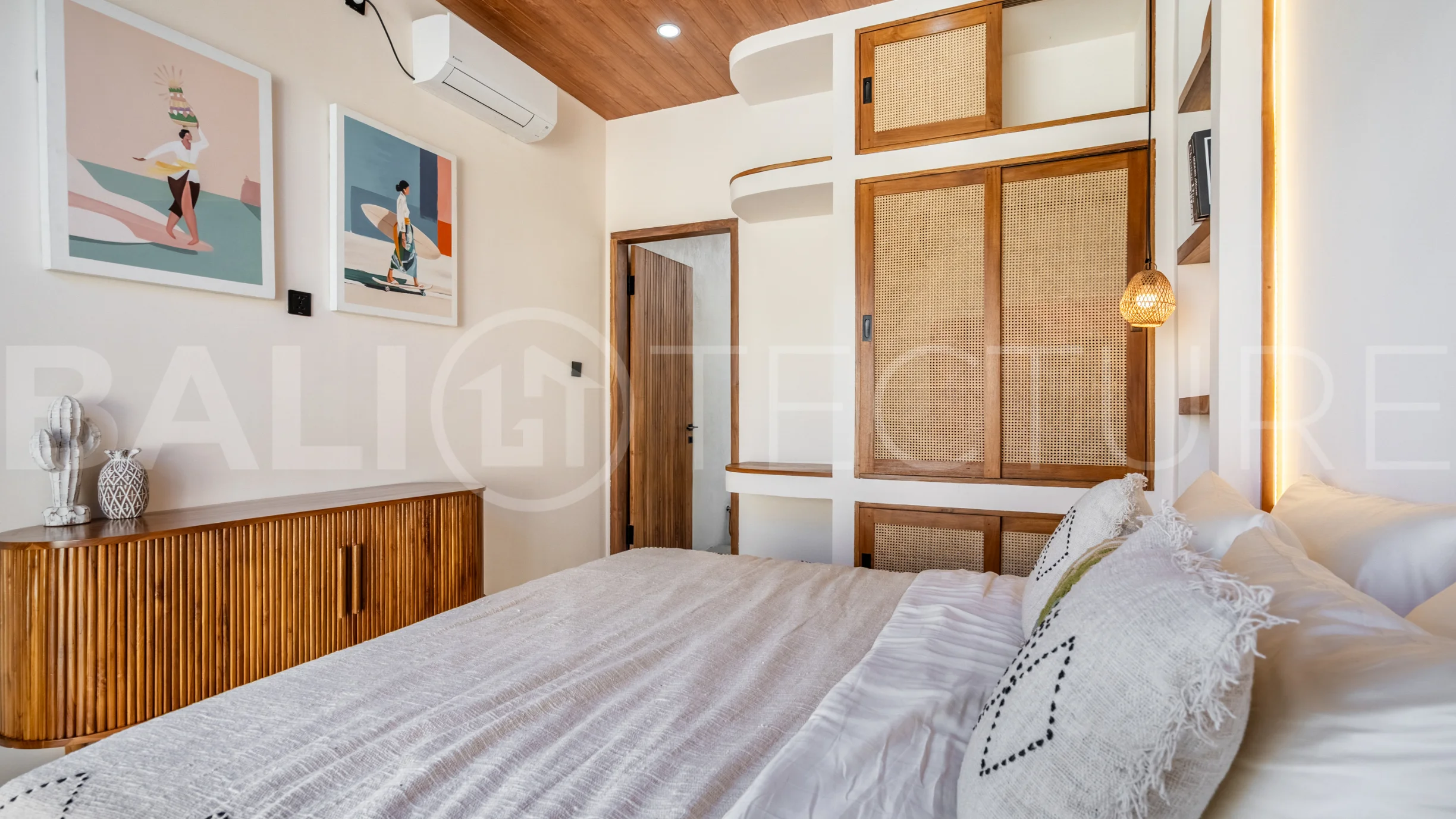 Tropical-2-Bedroom-Brand-New-Villa-for-Sale-in-Ungasan-17