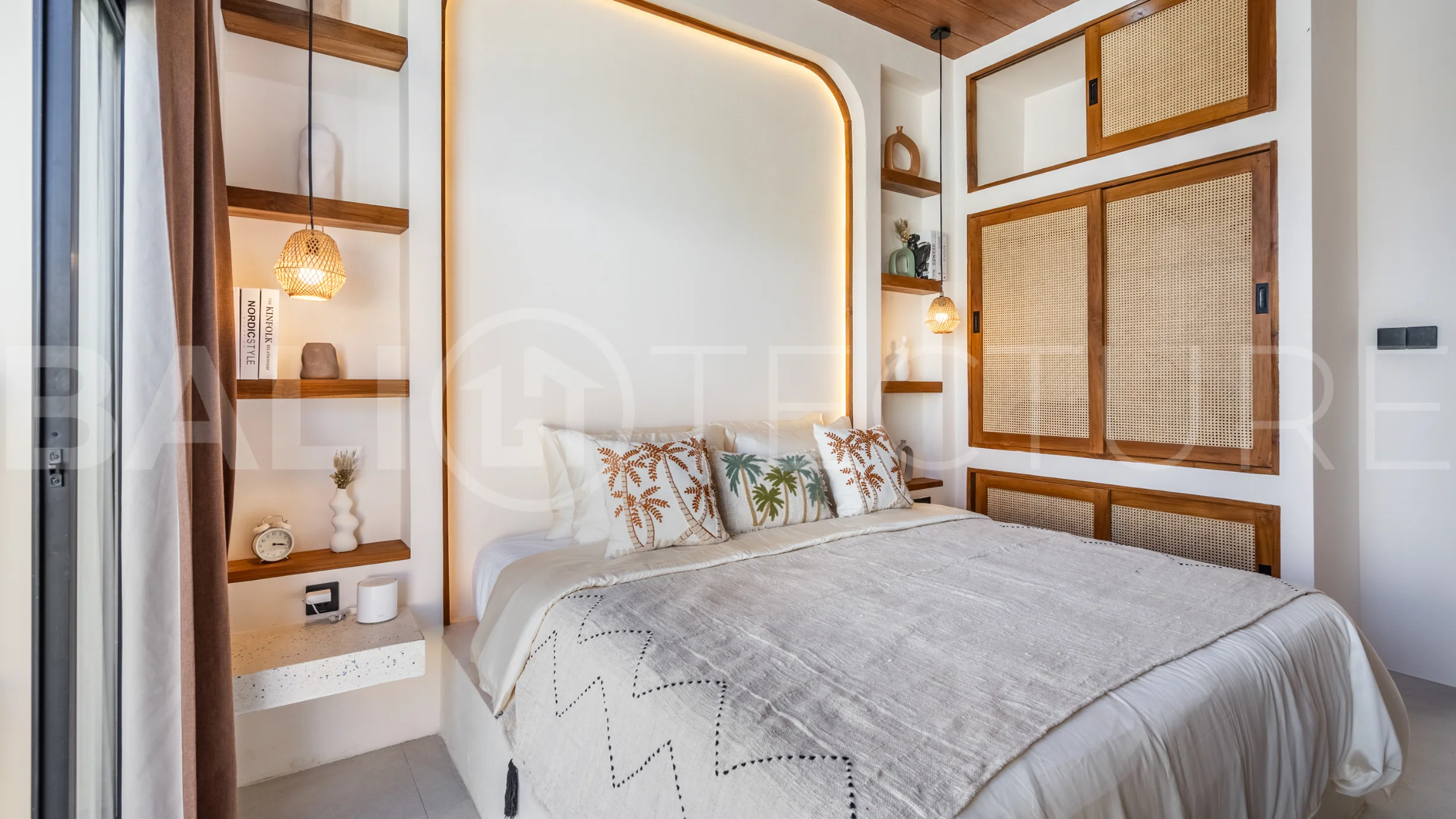 Tropical-2-Bedroom-Brand-New-Villa-for-Sale-in-Ungasan-12