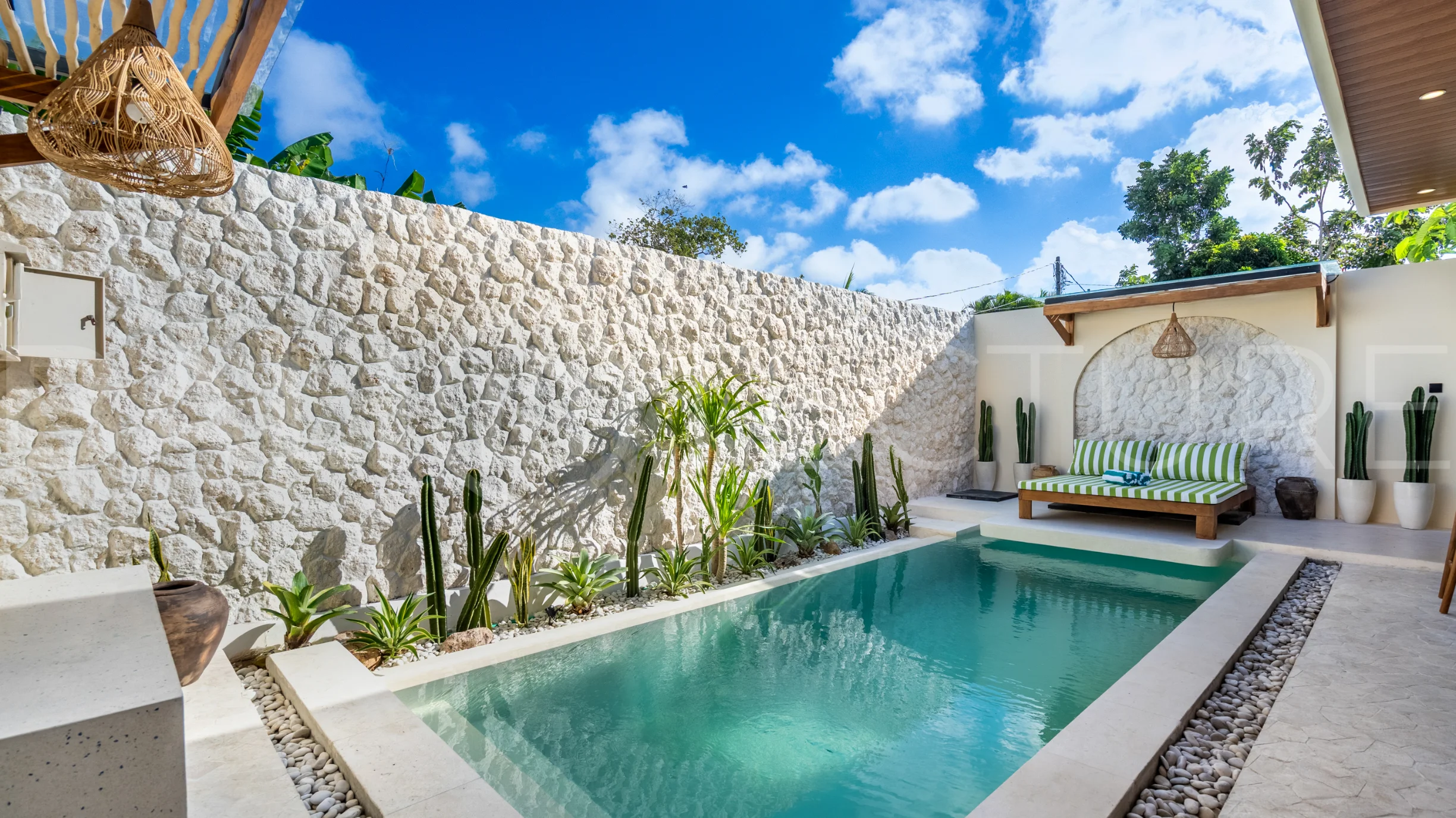 Tropical-2-Bedroom-Brand-New-Villa-for-Sale-in-Ungasan-7