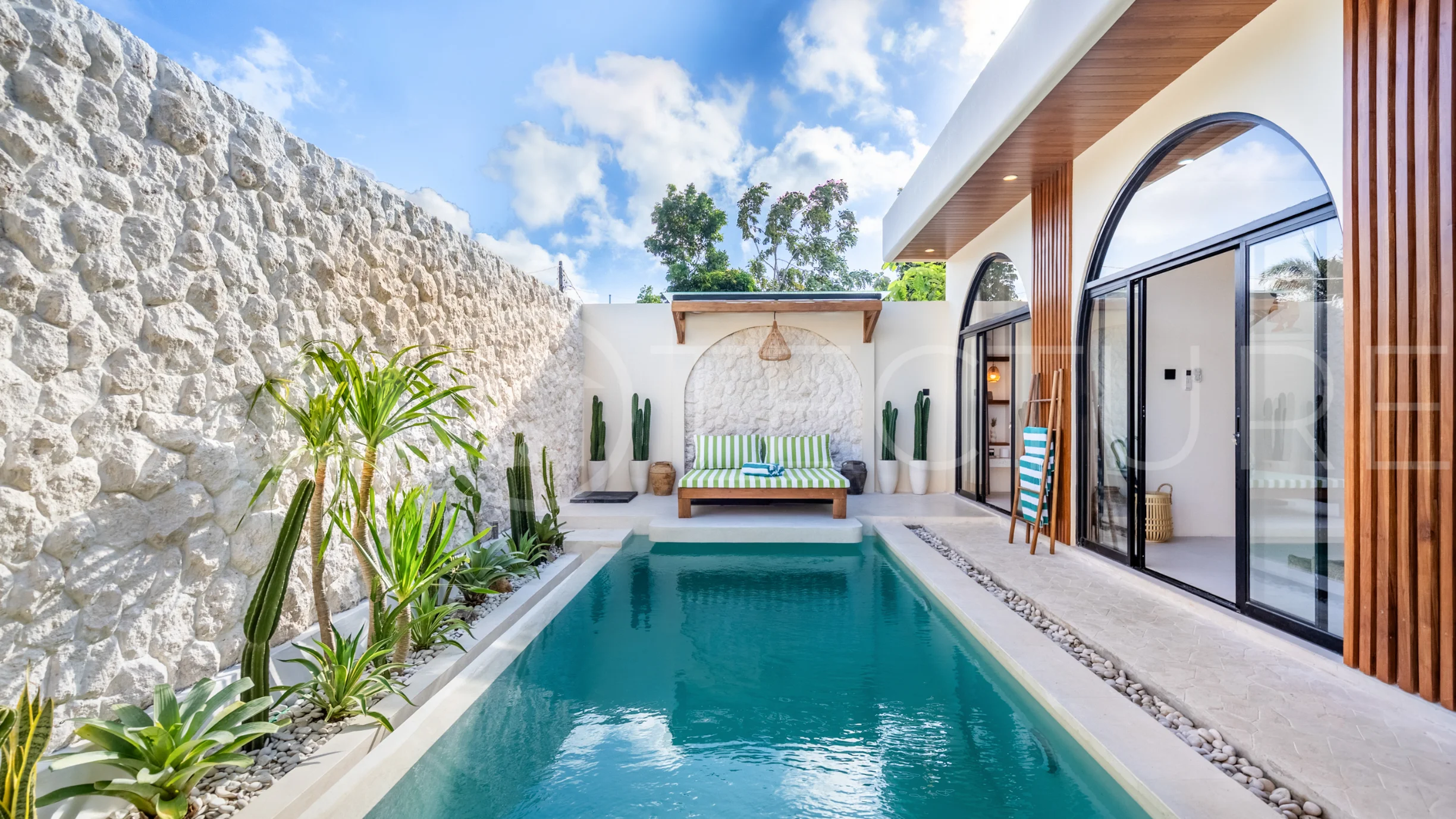 Tropical-2-Bedroom-Brand-New-Villa-for-Sale-in-Ungasan-8