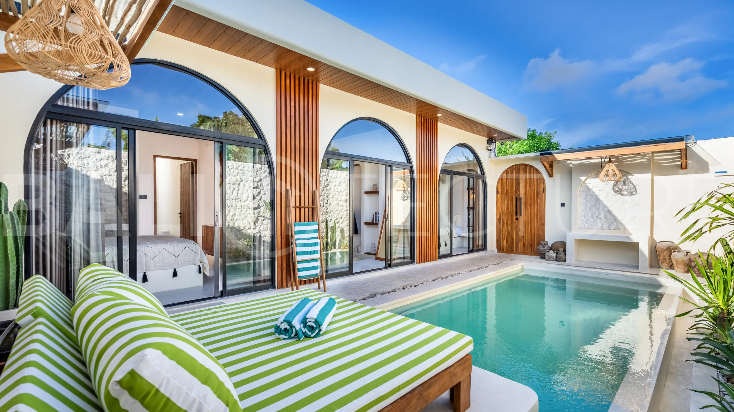 Tropical-2-Bedroom-Brand-New-Villa-for-Sale-in-Ungasan-10