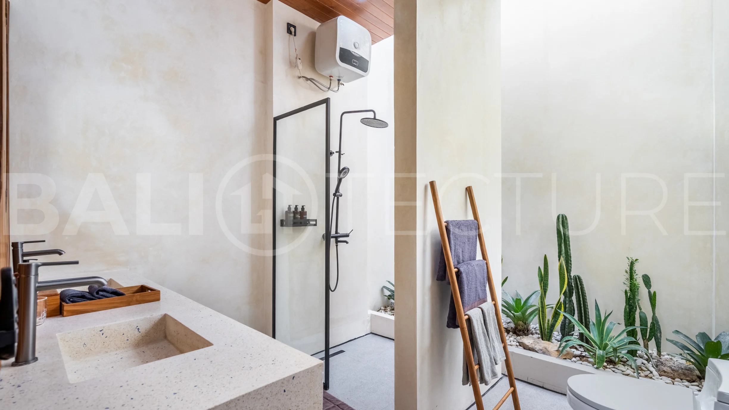 Tropical-2-Bedroom-Brand-New-Villa-for-Sale-in-Ungasan-14