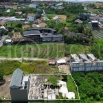 710m² freehold land for sale near Echo Beach, Canggu, located at the edge of a gang in the Pink Tourism Zone, surrounded by villas, restaurants, and cafés, with convenient walking and driving access to Echo Beach.