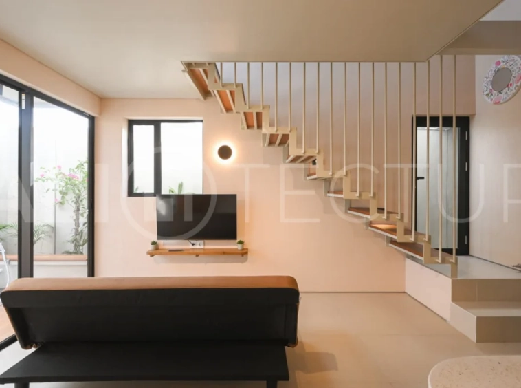 Brand-new 2-bedroom villa for sale in Pecatu, Uluwatu, featuring a modern two-storey design, 55 m² of land, 70 m² of building space, and a private jacuzzi, close to beaches, restaurants, cafés, gyms, golf, and renowned beach clubs.