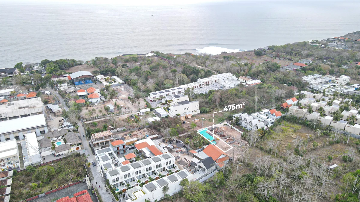 475m² land for sale in Uluwatu, ideal for residential villa development, near Nyang Nyang Beach, Uluwatu Temple, Padang Padang, restaurants, cafes, sports centres, and paragliding spots.