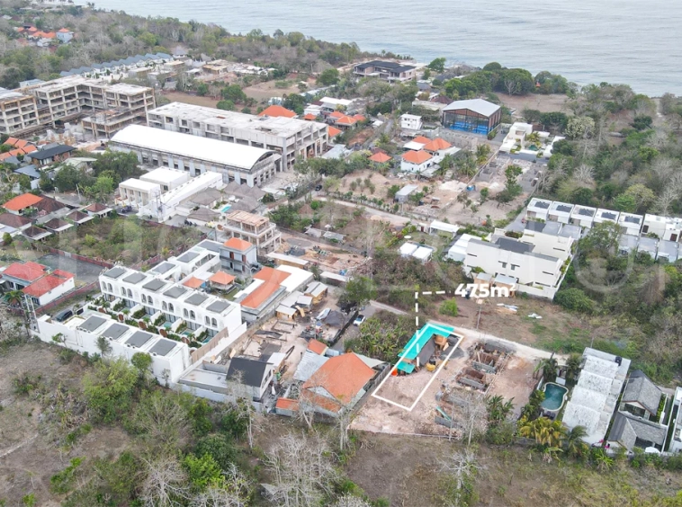 475m² land for sale in Uluwatu, ideal for residential villa development, near Nyang Nyang Beach, Uluwatu Temple, Padang Padang, restaurants, cafes, sports centres, and paragliding spots.