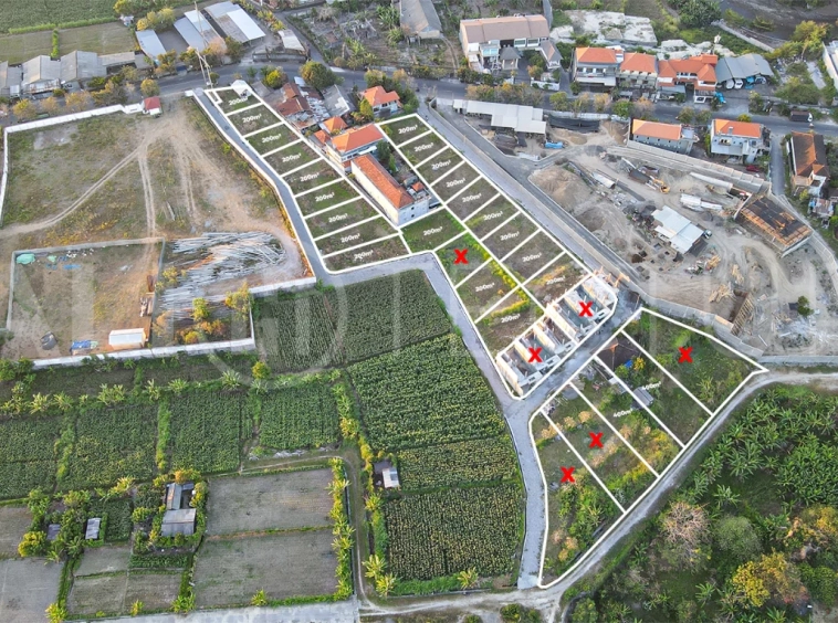 Pink Zone tourism land near Padang Galak Beach, Sanur, with ocean views, paved access, and flexible 25-year leasehold plots.