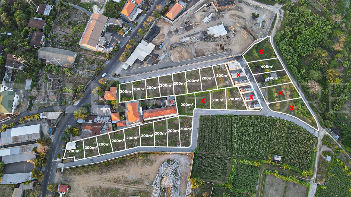 Pink Zone tourism land near Padang Galak Beach, Sanur, with ocean views, paved access, and flexible 25-year leasehold plots.